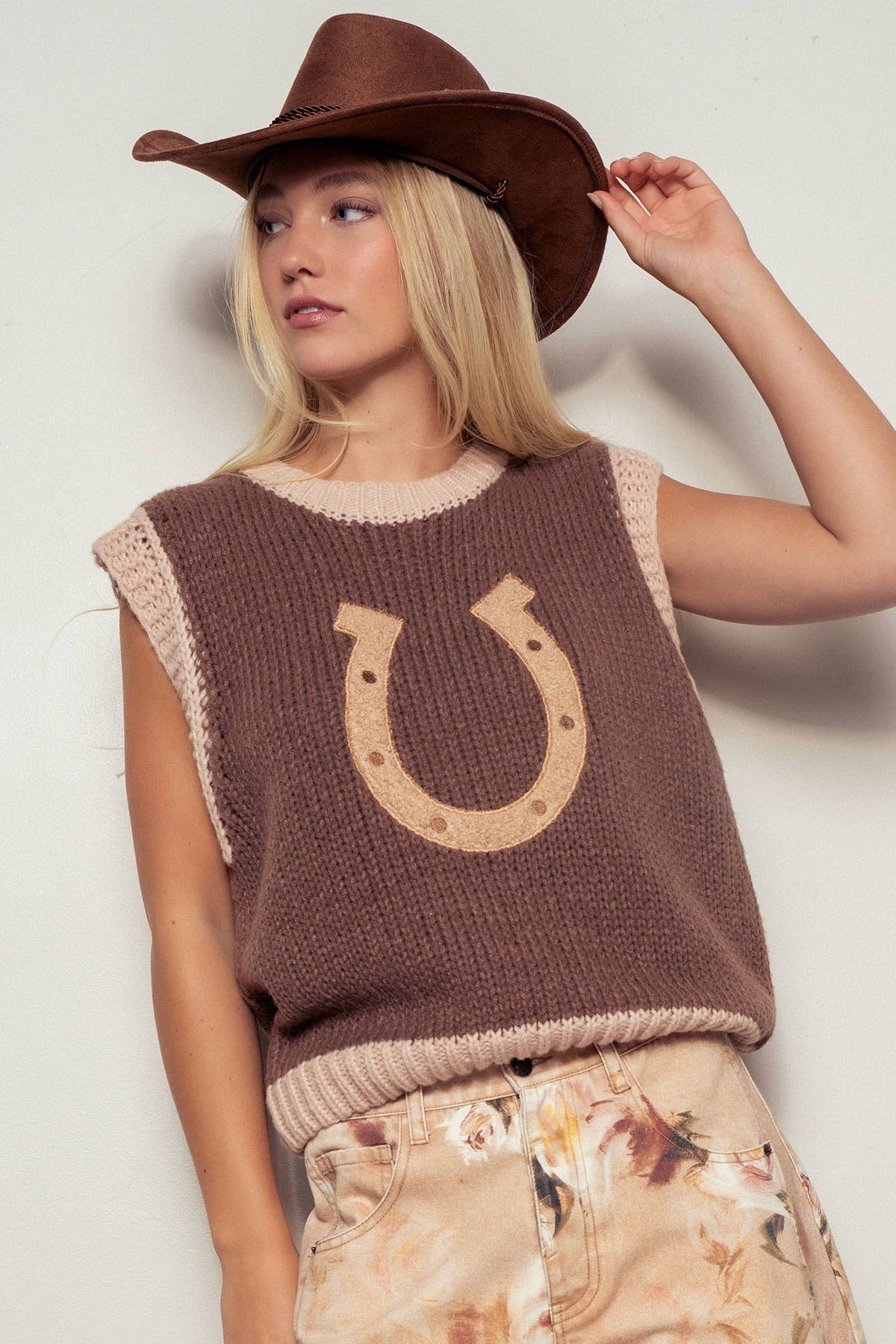 Western Horseshoe Crochet Knit Ribbed Trim Sweater Vest: Brown