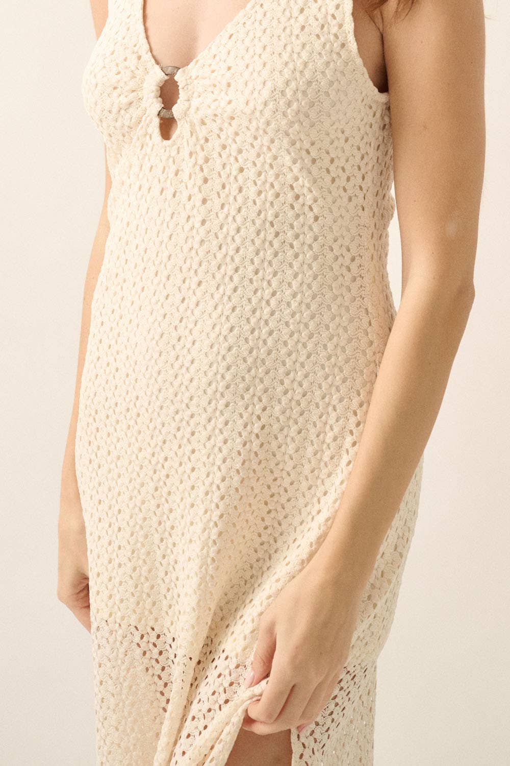 Crochet Knit O-Ring Keyhole Maxi Dress: TAUPE