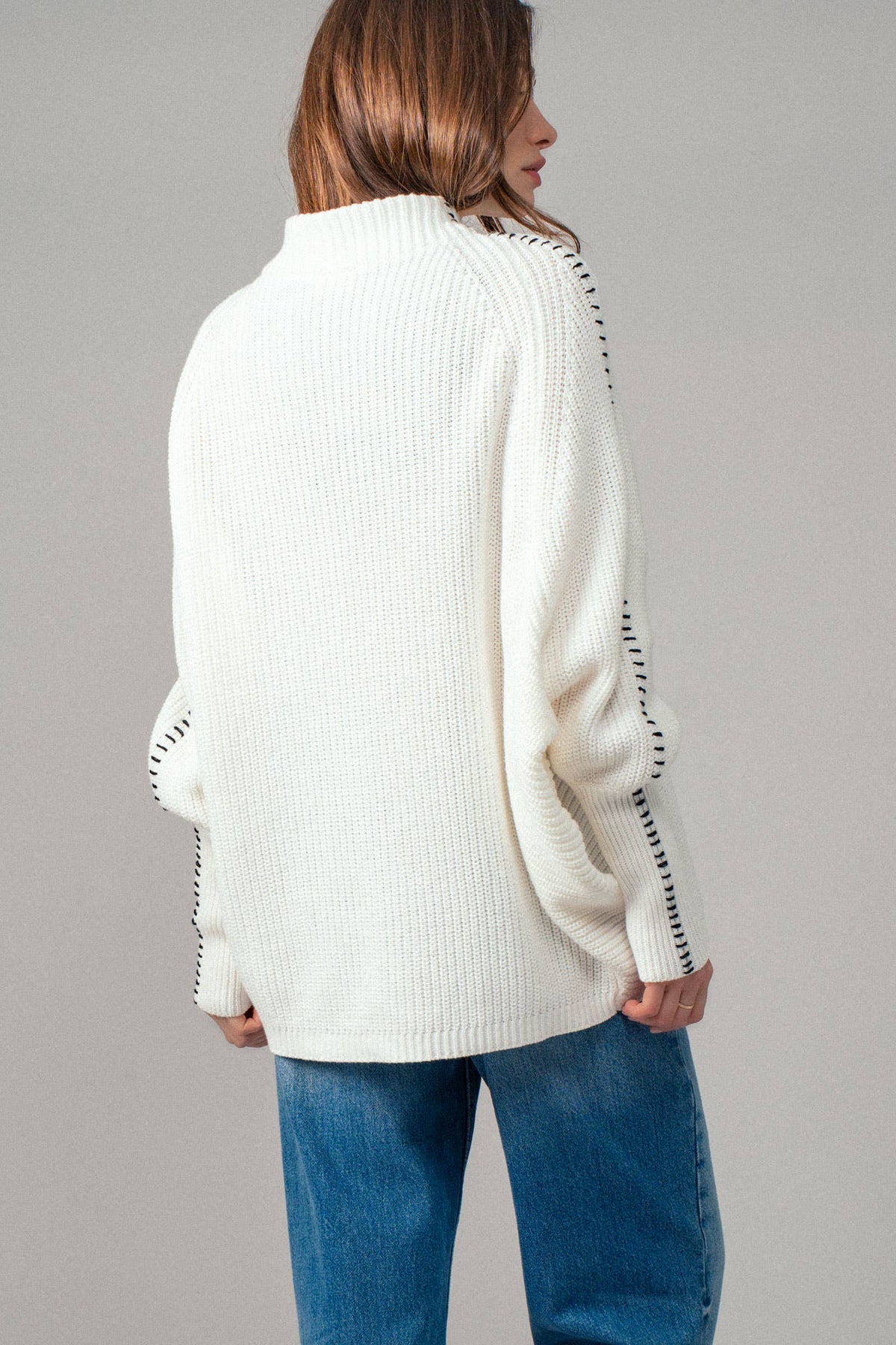 Star Knit Oversized Sweater Top: IVORY